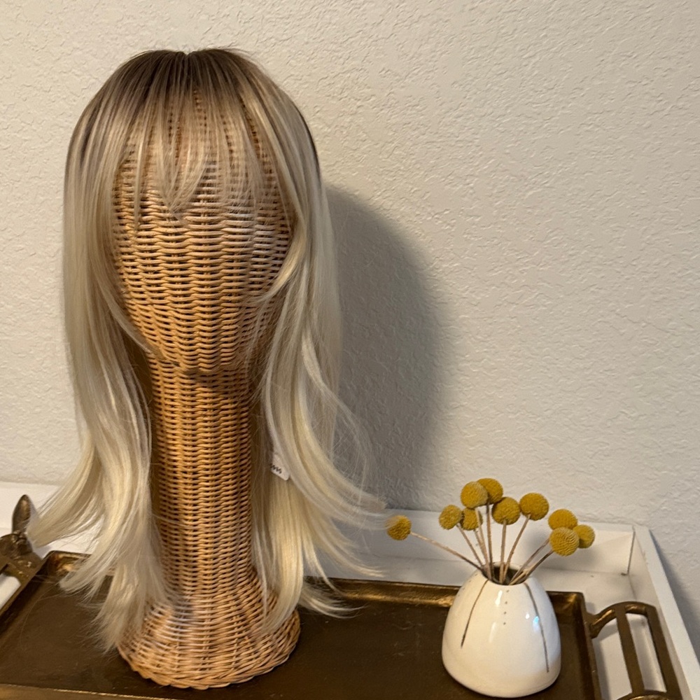 Stylish Blonde Ombre Wig